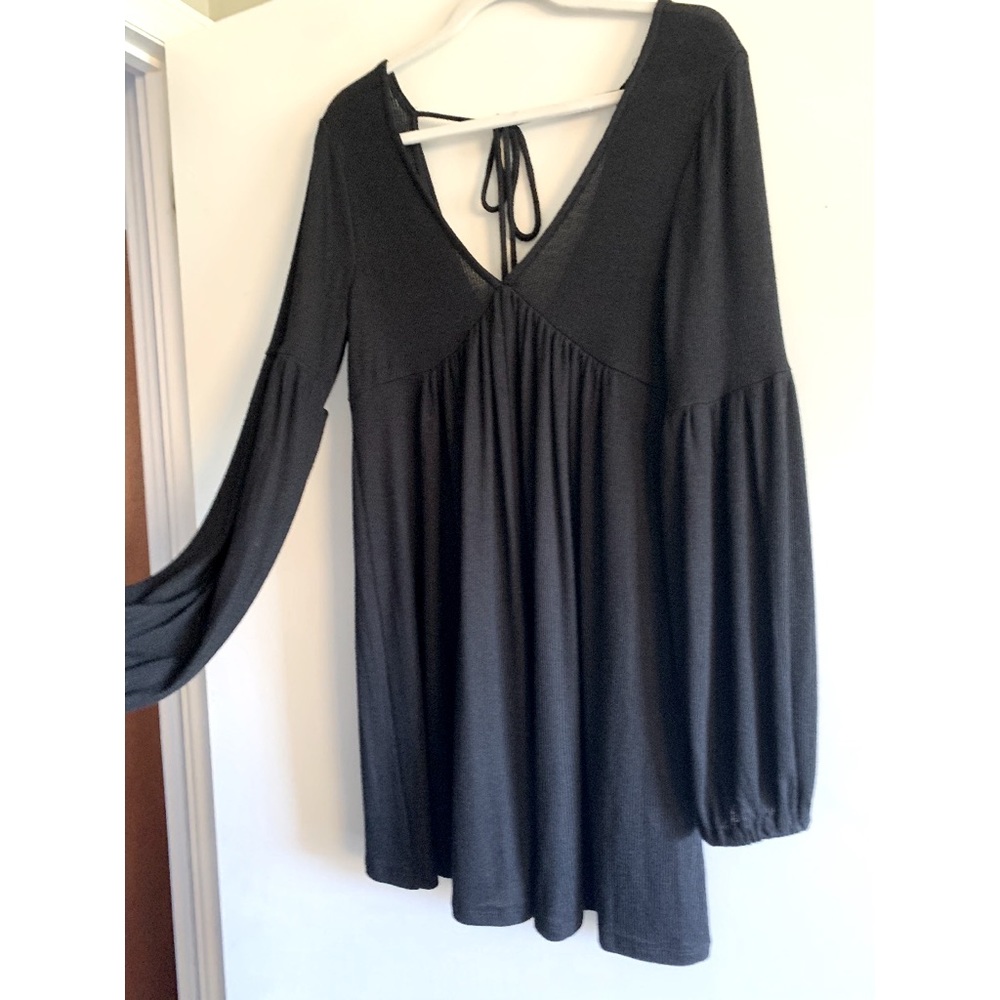 Forever 21 size Large black rib knit dress worn once!